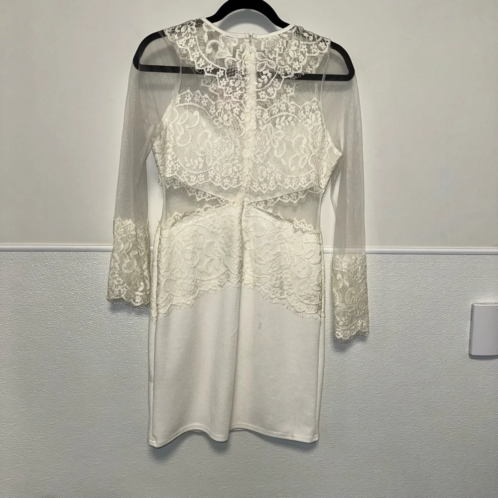 NWT NEW Wedding Women Carolina Dress, Size L, White lace short long sleeve party - Picture 4 of 16